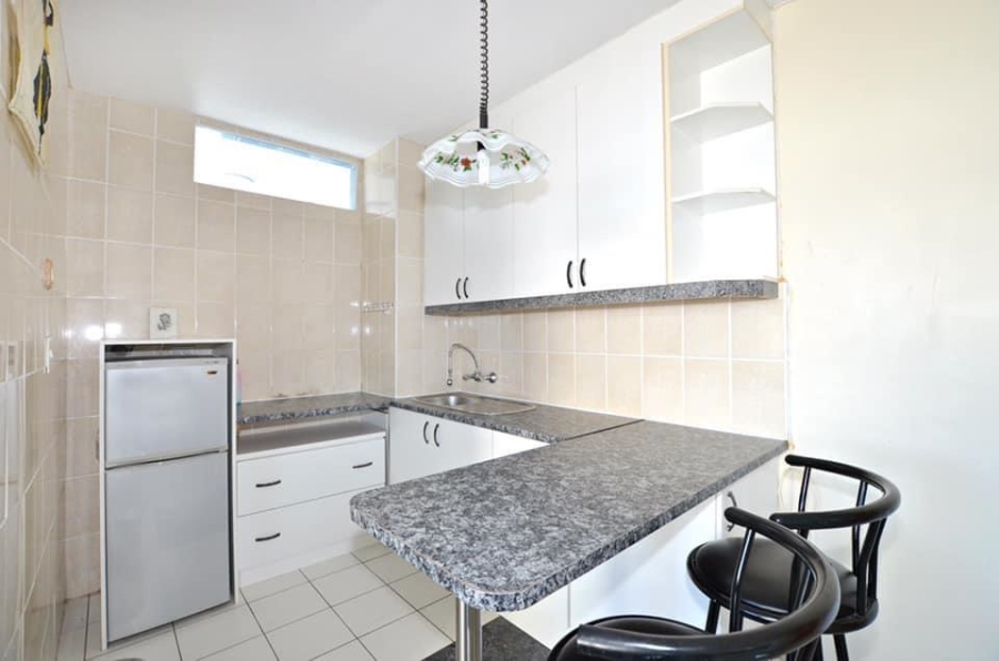 To Let 1 Bedroom Property for Rent in Milnerton Western Cape